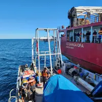 Offshore clean on Island Leader